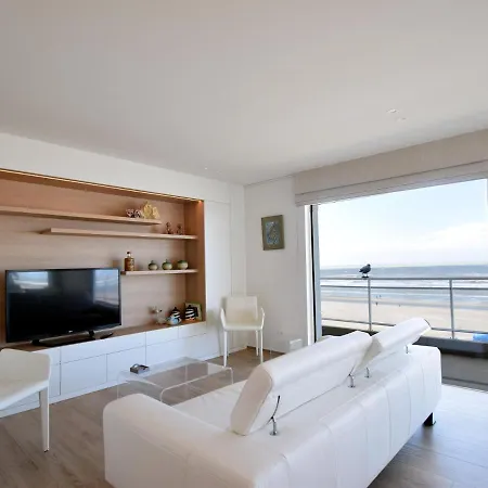 Golf 0301 With Modern Kitchen By The Sea *